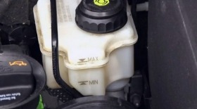 Заміна головного циліндра зчеплення на Ford Focus 2