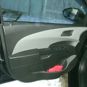 Зняття і установка обшивки дверей Chevrolet Aveo T300