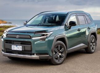 2026 Кросовер Toyota RAV4: значний стрибок ціни через додавання функцій