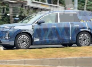 SUV insignia BYD Dynasty-D: lanzamiento retrasado, tecnología avanzada y estrategia de mercado