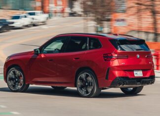 BMW X3 M50 2025 : un équilibre raffiné entre performances et confort