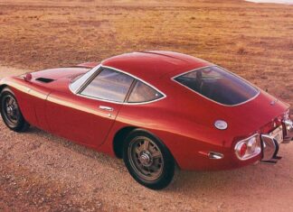 Toyota 2000 GT: il coraggioso ingresso del Giappone nel mercato delle auto sportive