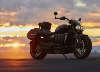 Triumph Rocket 3 Storm GT: o Power Cruiser mais equilibrado