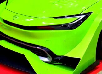 Tuners japoneses transformam Toyota Prius em Street Racer inspirado em anime
