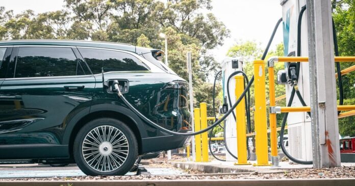 7bd3a6b5-1351-46fc-af2c-99f3a6522077