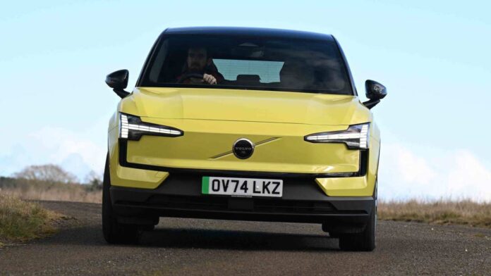 aba915f4-af64-4956-9646-831c080bf3ae