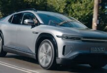 Deepal E07 Припинена в Австралії через Невідповідність Вимогам до Кріплень Дитячих Автокрісел