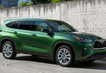 Toyota Відкликає Більше 550 000 Позашляховиків: Проблема з Фіксацією Сидінь