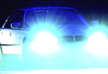 Зростаюча Сліпуча Яскравість Фарами, Але Без Збільшення Аварійності