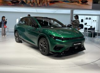 Leapmotor presenta el B05 Ultra: un retador de alto rendimiento para el mercado de vehículos eléctricos hatchback