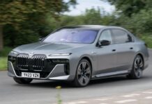 Розкіш, доступна кожному: як орендувати BMW 7-ї серії за £100 000 всього за £650 на місяць