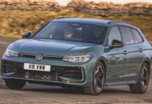 VW Passat eHybrid у топовій комплектації: преміальна гібридна альтернатива дорогим кросоверам