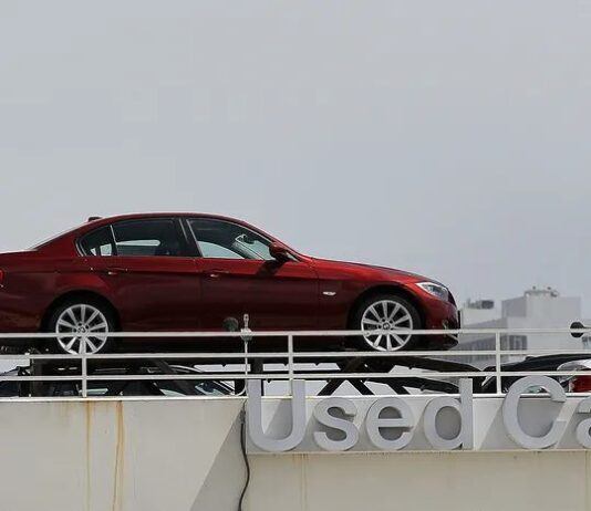 Чому купівля уживаного Ford Focus, Honda CR-V та Toyota Sienna економить гроші та нерви
