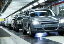 Clear Coat Paint Care: How to Protect Your Car’s Finish and Why Waxing Still Matters